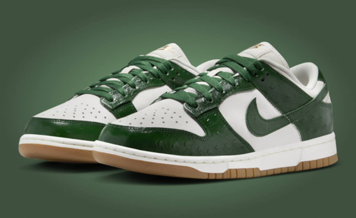 The Women's Nike Dunk Low Lux Grandma Appears in Gorge Green