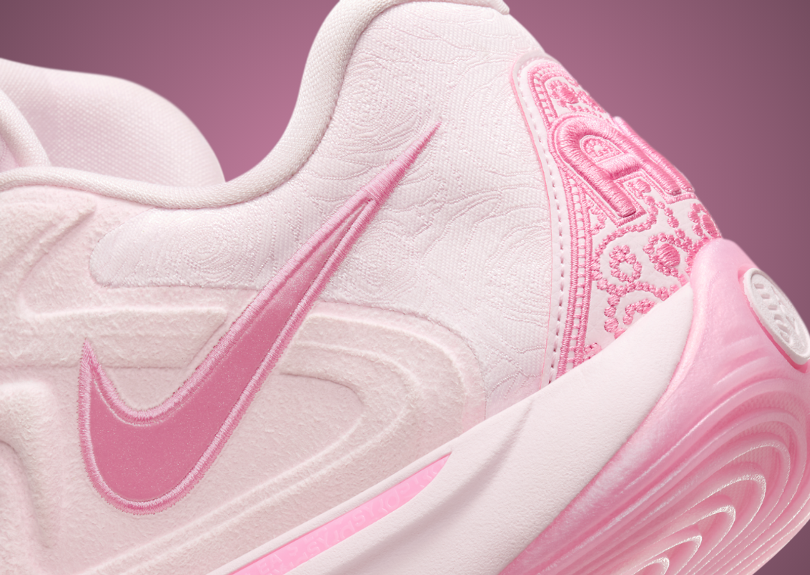 Nike KD 17 Aunt Pearl Heel Detail