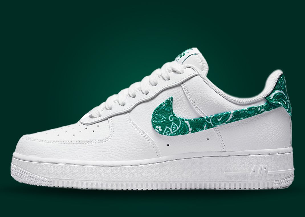 Amazon.com | Nike Womens WMNS Air Force 1 Low '07 Essen