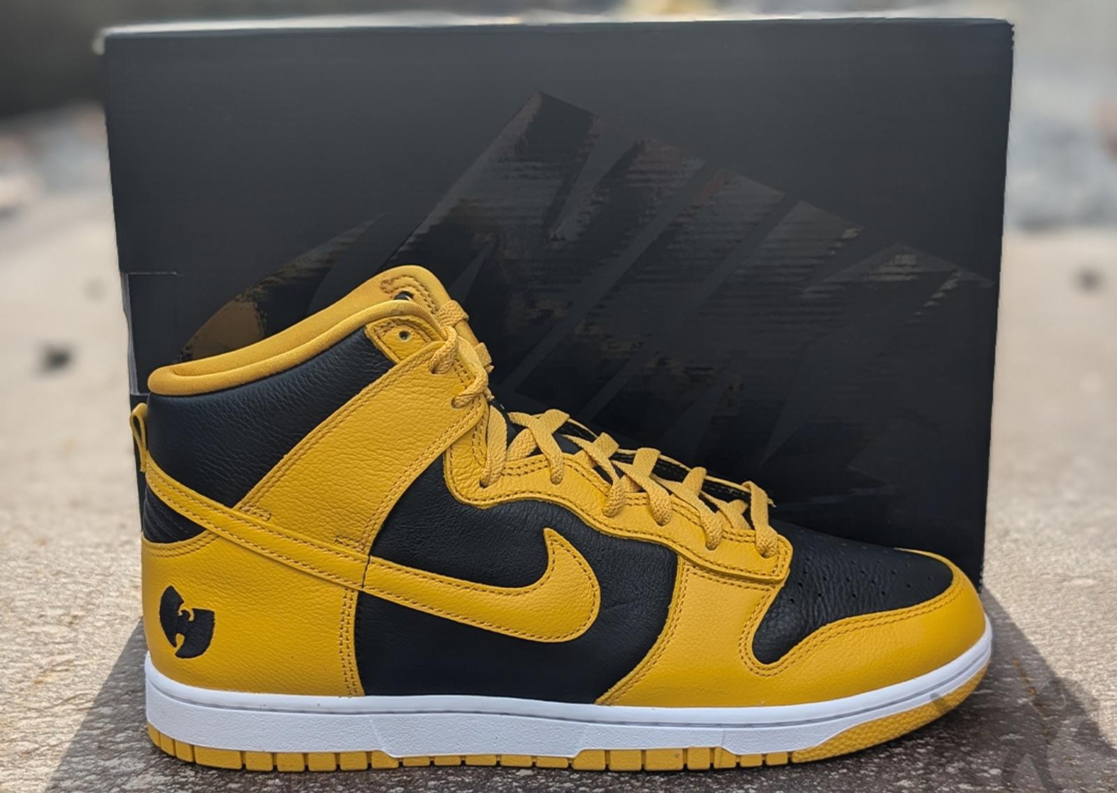 Wu-Tang x Nike Dunk High Retro Premium Lateral Right