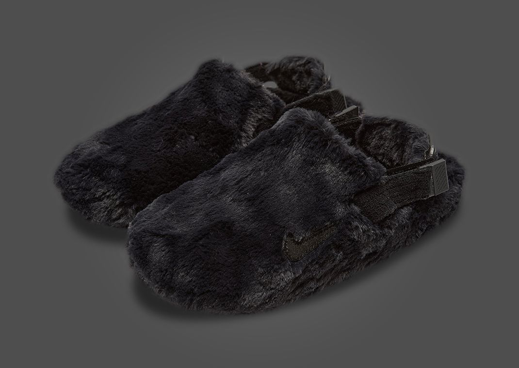 nike black fur slides