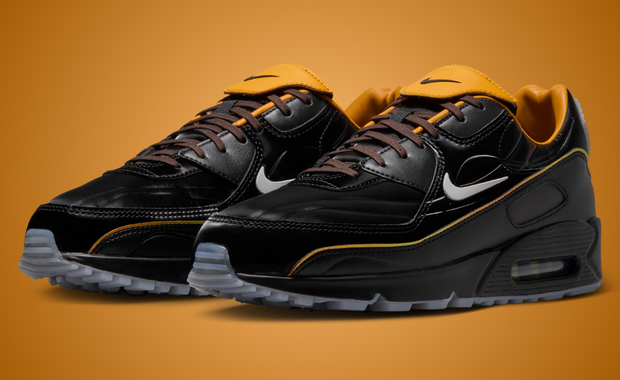 Nike Air Max 90 Korea Family Reunion Pair