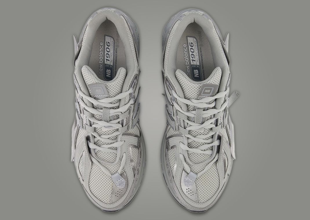 スニーカー New Balance Sneakers 1906A llic Silver New Balance 1906A 'Concrete Silver Metallic' - New Balance