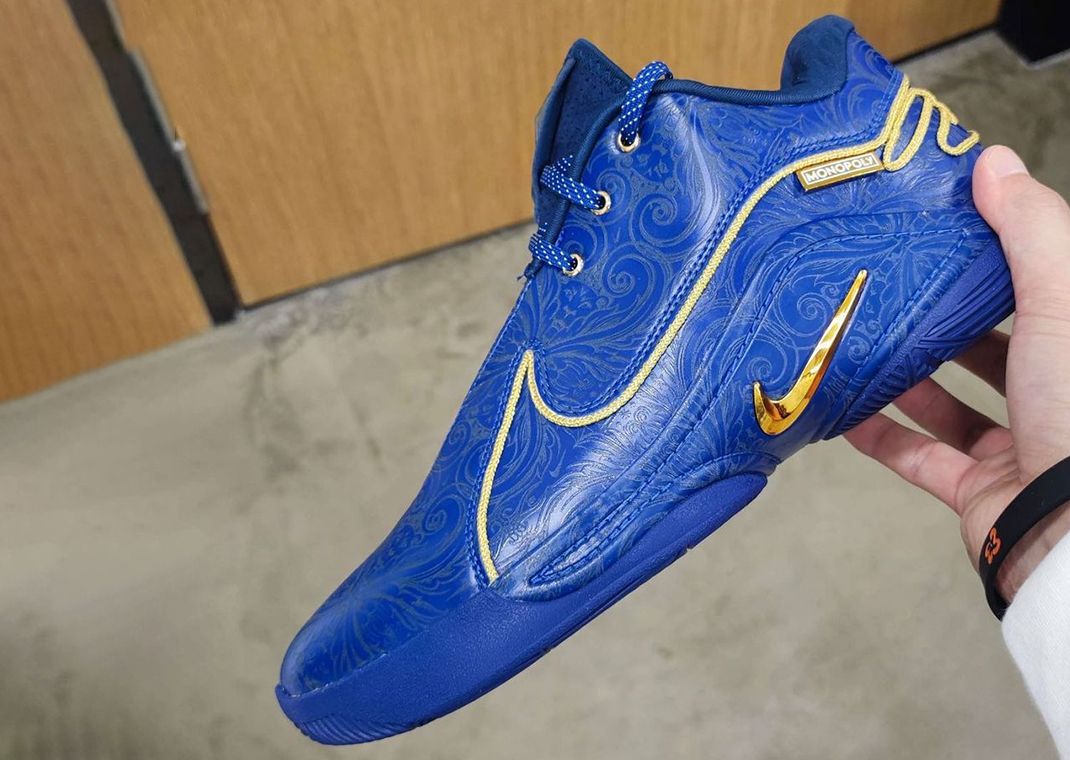 ◆正規品◆MONOPOLY X NIKE LEBRON 22 DEEP  BLUE◆関税込 Monopoly x Nike LeBron 22 Deep Royal Blue HV5145-400