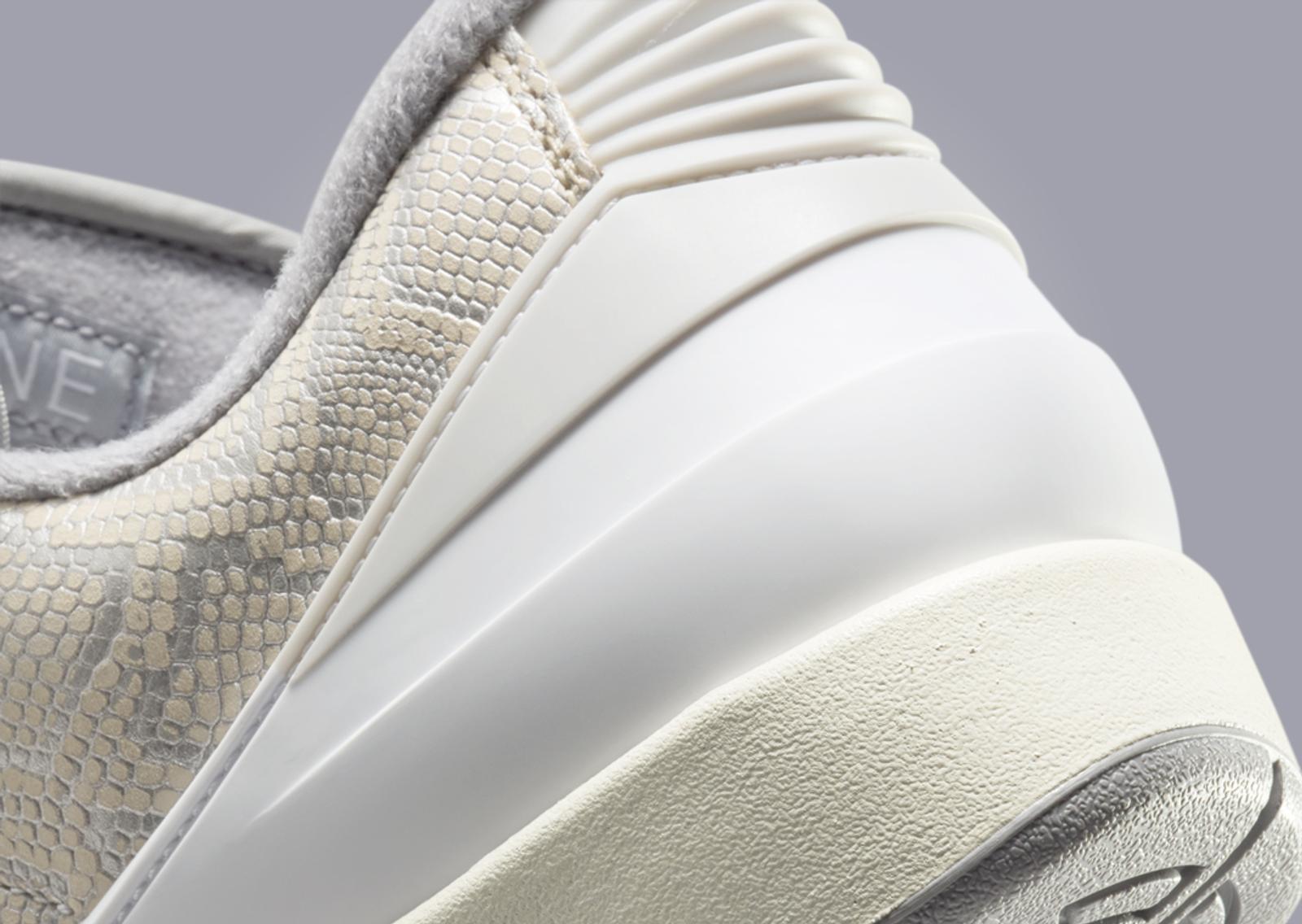 Air Jordan 2 Retro Low Python Heel Detail