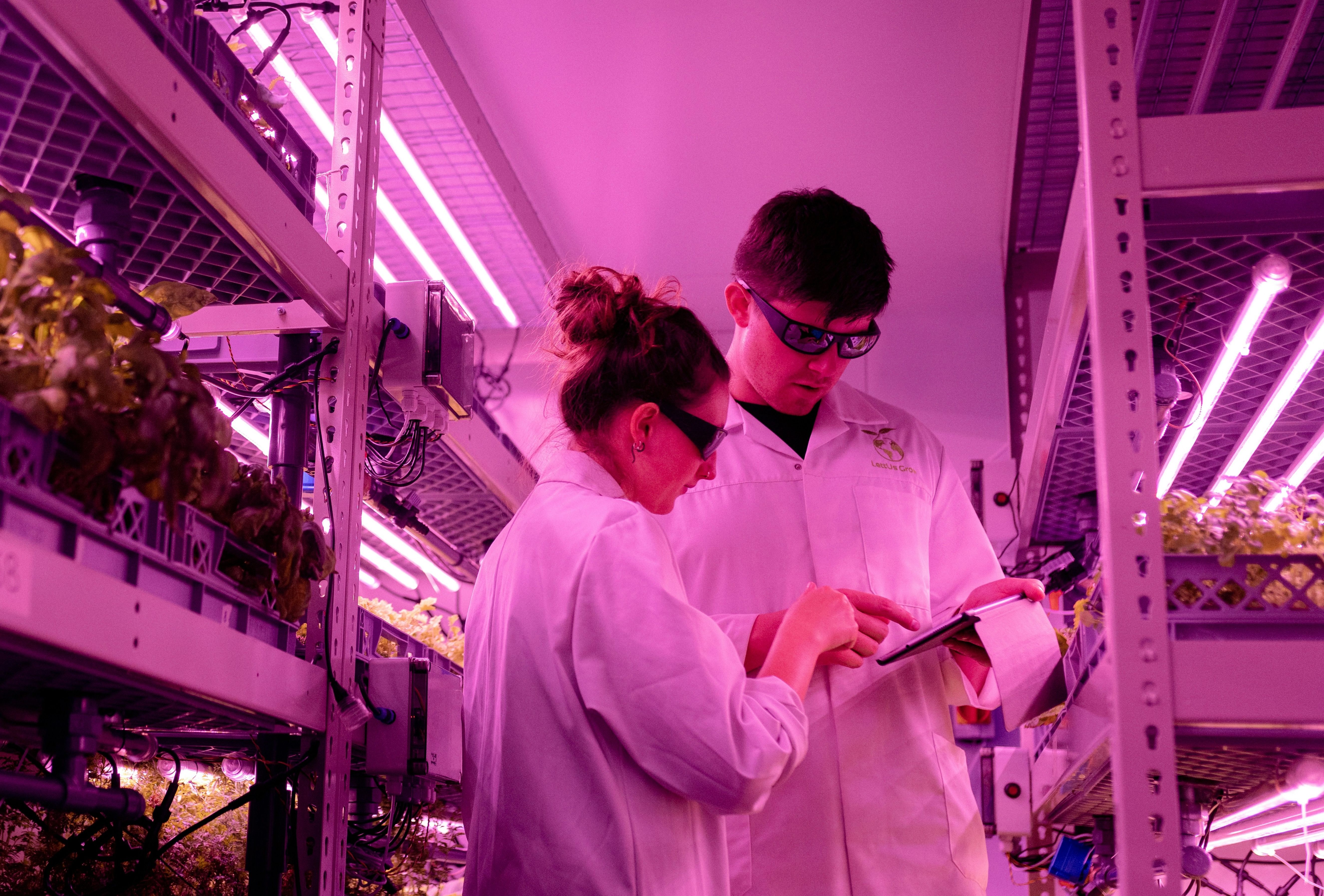 De la détection d'anomalies à la détection de défauts pour le contrôle qualité industriel : un guide rapide