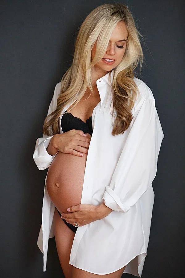 MATERNITY PHOTOGRAPHY image 8