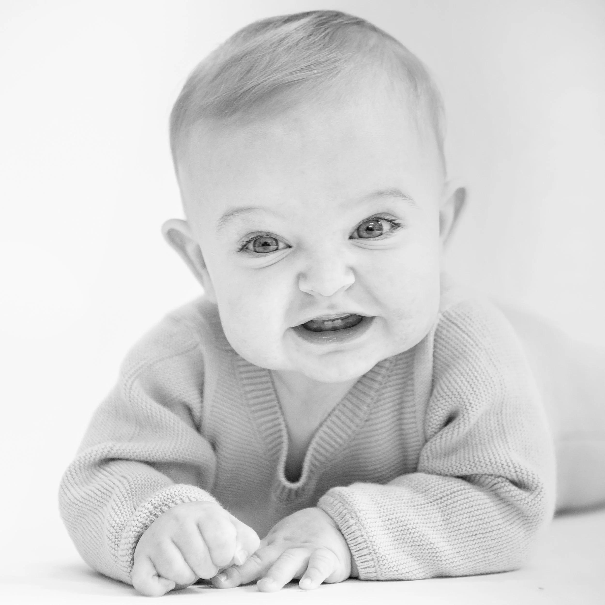 LITTLE ONES & NEWBORN PHOTOGRAPHY image 78