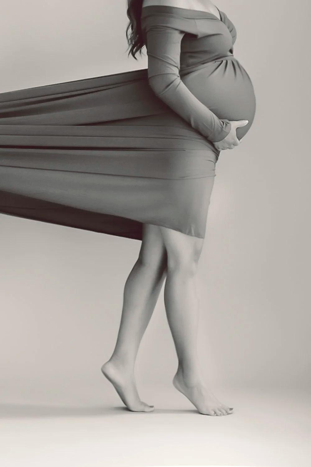 MATERNITY PHOTOGRAPHY image 4