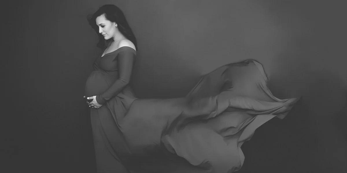 MATERNITY PHOTOGRAPHY image 14