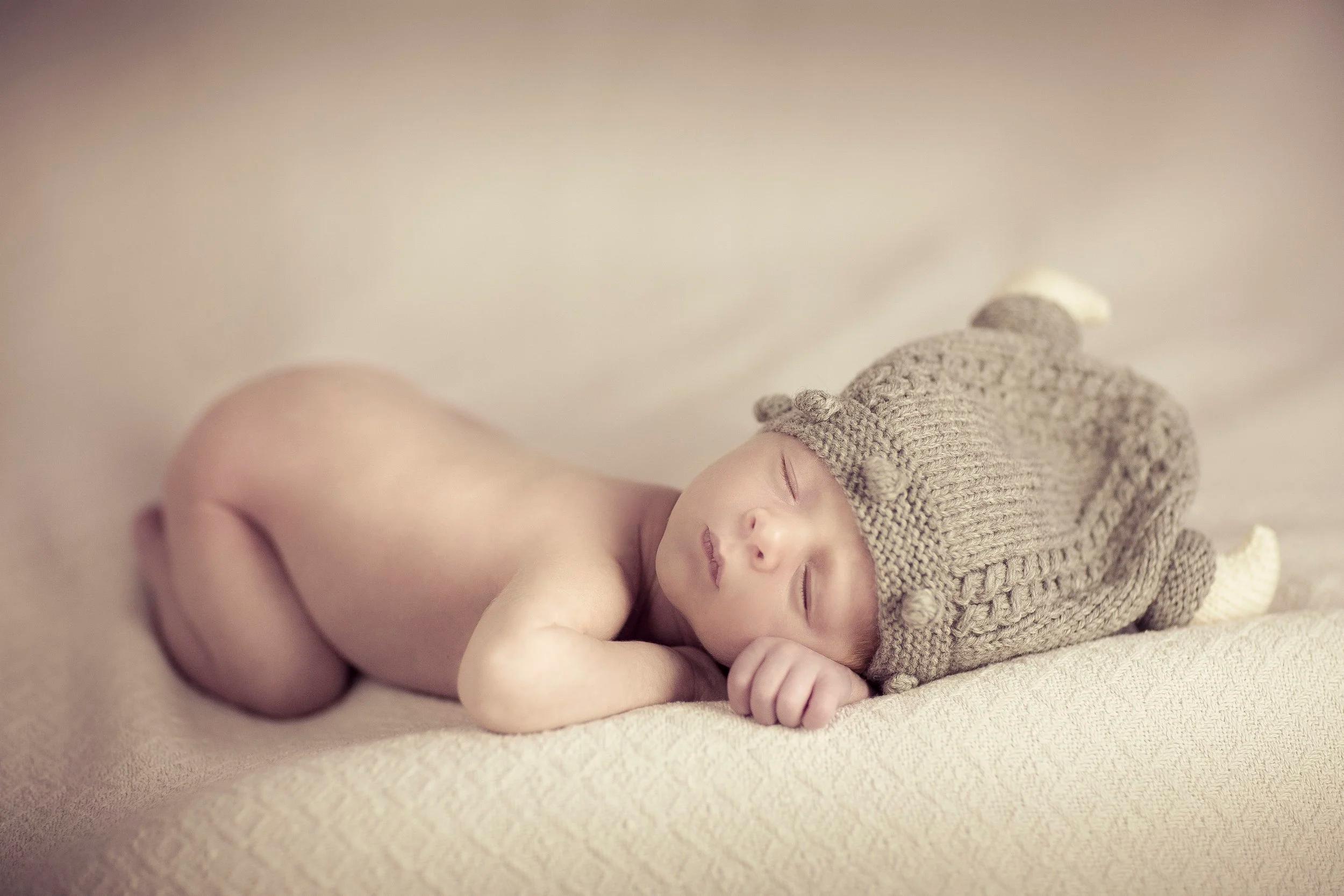 LITTLE ONES & NEWBORN PHOTOGRAPHY image 40