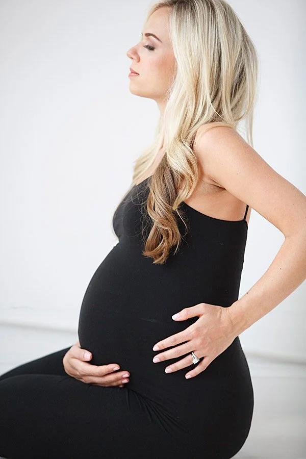 MATERNITY PHOTOGRAPHY image 18