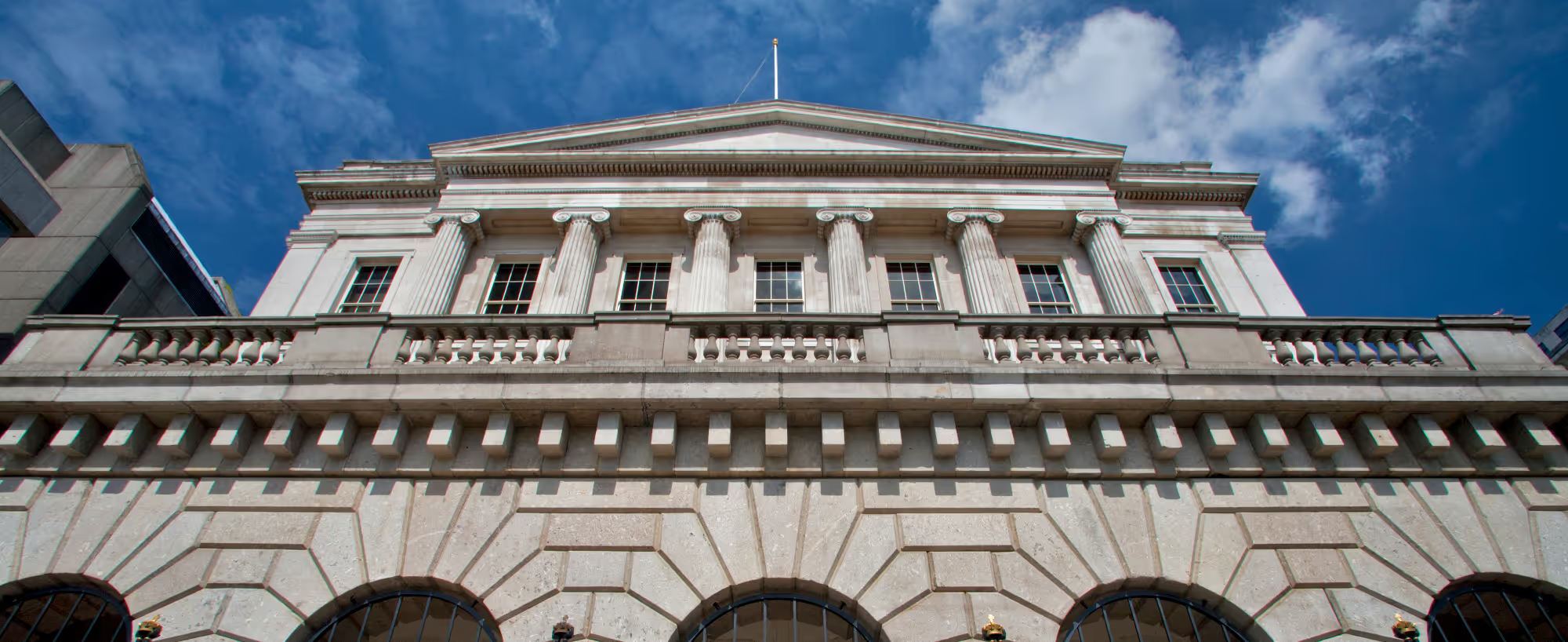A shot of the Fishmongers hall looking up at it's peak