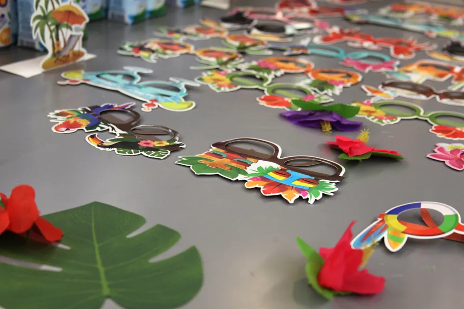 Funky paper glasses for a Solait launch party in a tropical theme