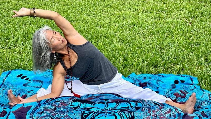 Free Yoga at Lake Shore Park Starting Oct 10