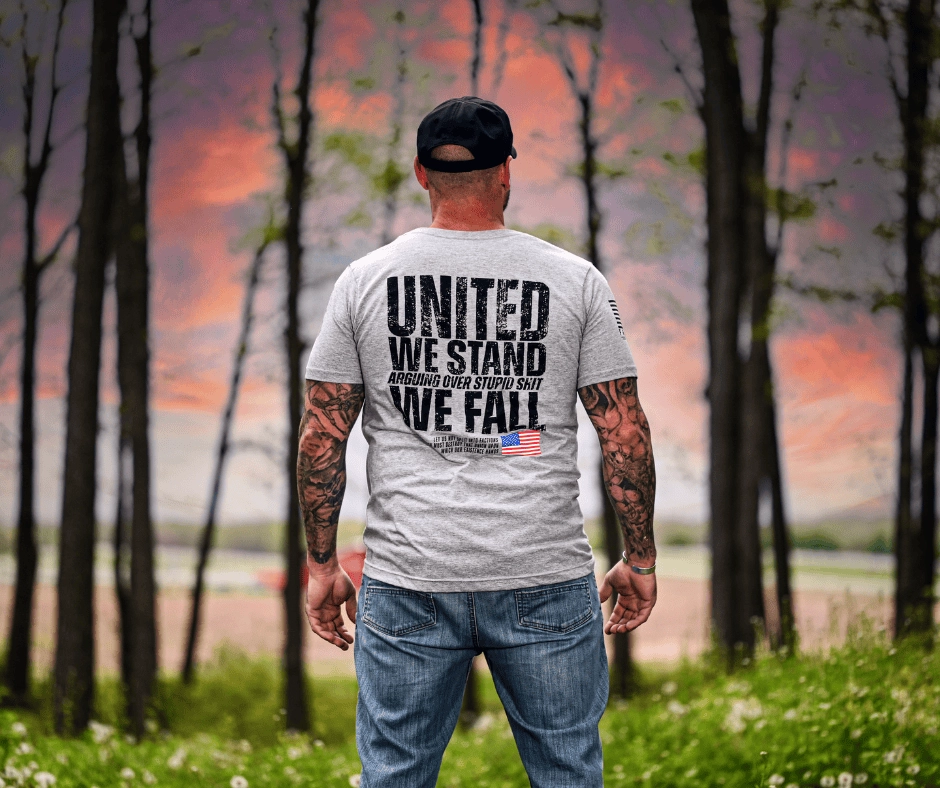 Patriot wearing the United We Stand Patriotic T-Shirt