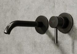 Missing alternative text