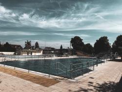 Missing alternative text