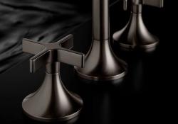 Missing alternative text