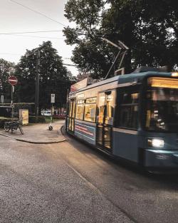 Missing alternative text