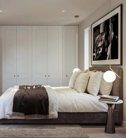 Missing alternative text