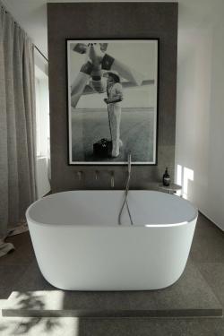 Missing alternative text