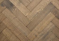 Missing alternative text