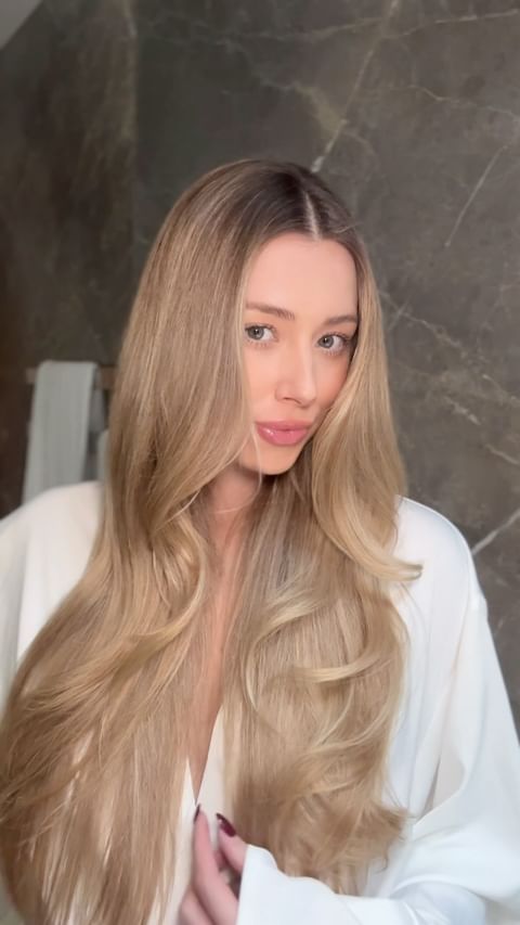 Tess Shanahan: Secrets out 🤫 My go-to products to keep my hair light and healthy in between salon visits, thank you @tresemm