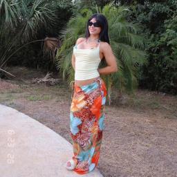 Alana Flores, Mexican streamer with 7,900,000 TikTok followers, a 52.1% Mexican audience and average views down 52.2% since February 2026