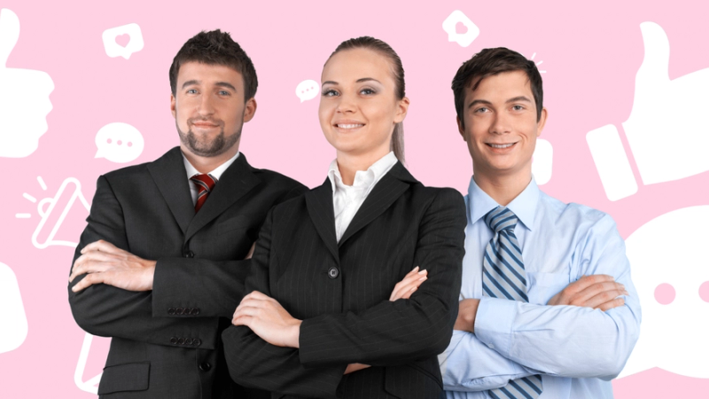 What is an influencer marketing manager?