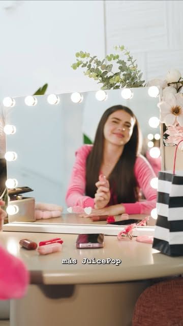 Mar Lucas: Publi. Lista para brillar en mis shows con el JuicePop Box de @laneige_eu ✨ exclusivos en @sephora_spain Mis t