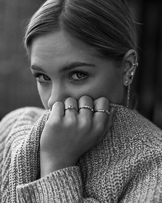 Diana zur Löwen: You see black and white when I have millions of grey shades. #werbung hier seht ihr eine weitere Preview der T