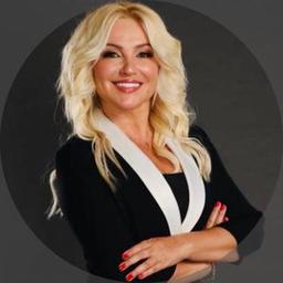 Zahide Yetiş, Instagram'da 1,37M takipçisi olan Türk televizyon sunucusu ve yazar