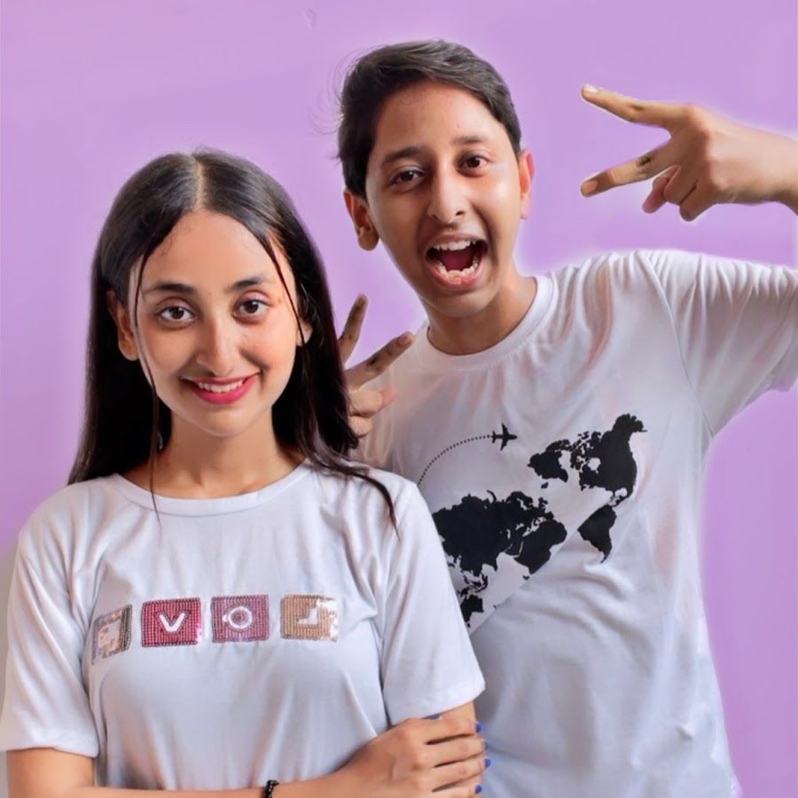 THE_BROWN_SIBLINGS