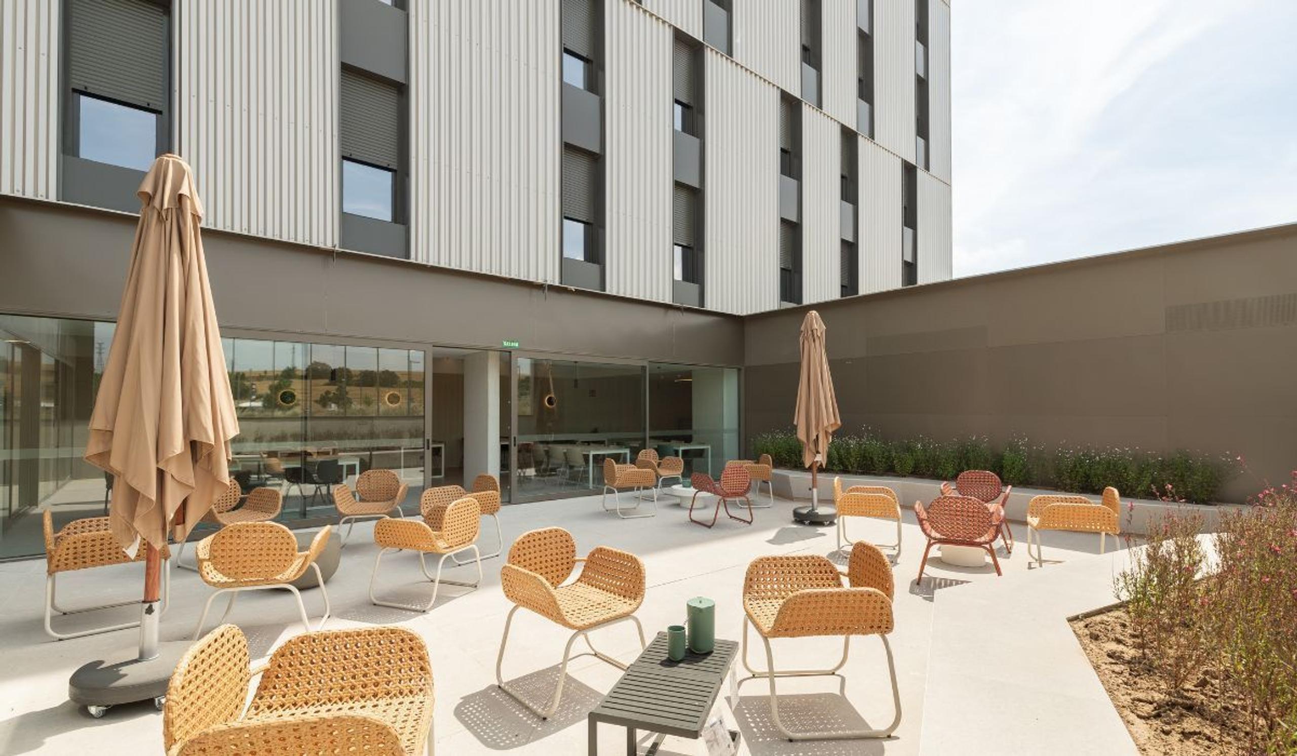 AR2 Residential Building