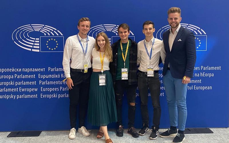 TOP tým na EPP Group youth week