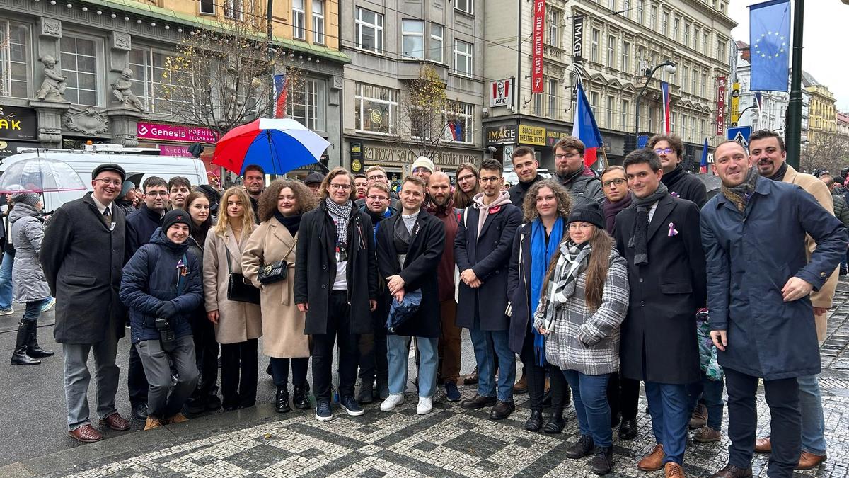 17. listopadu na Národní s TOP týmem