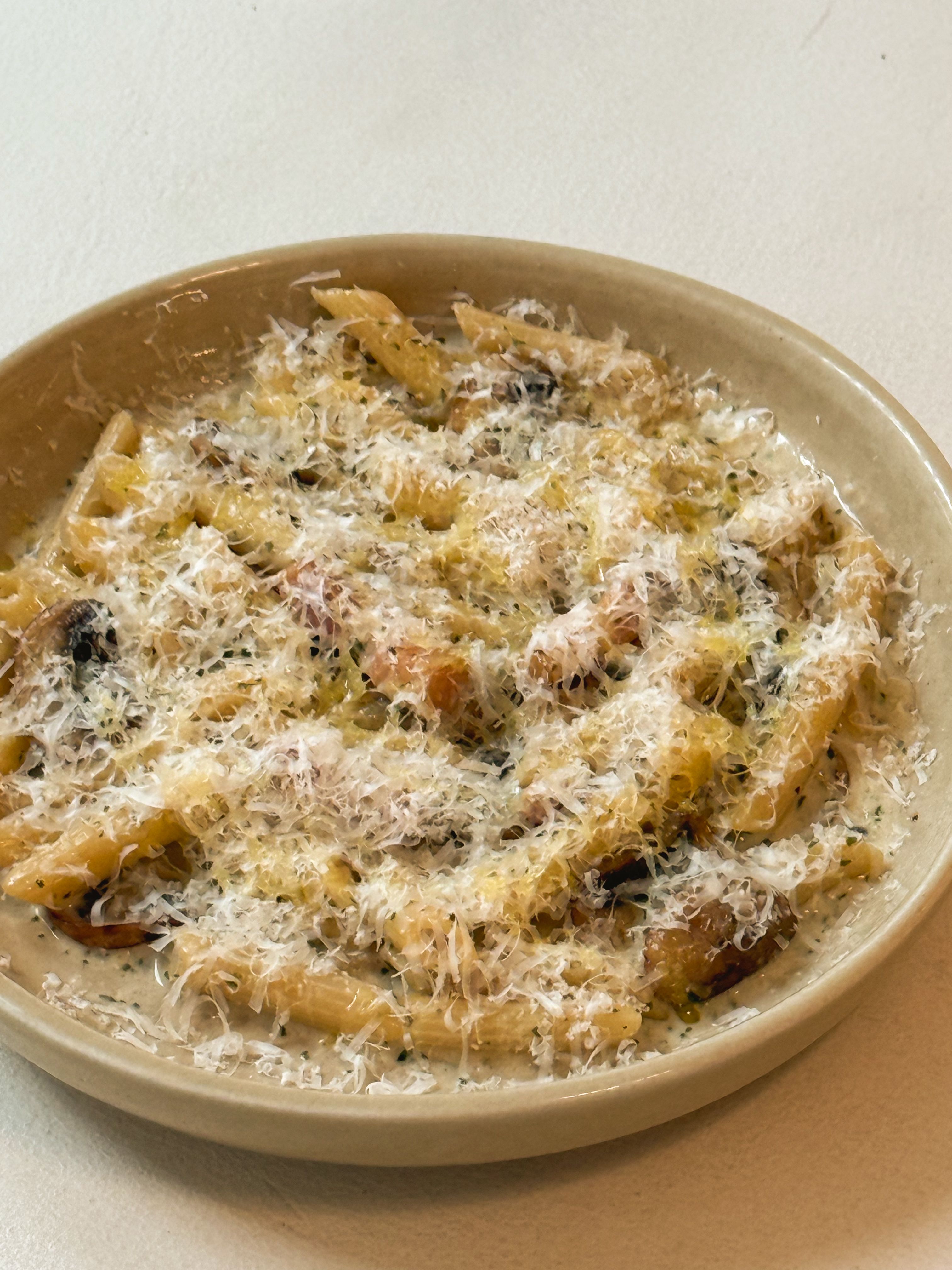 PENNE WHITE