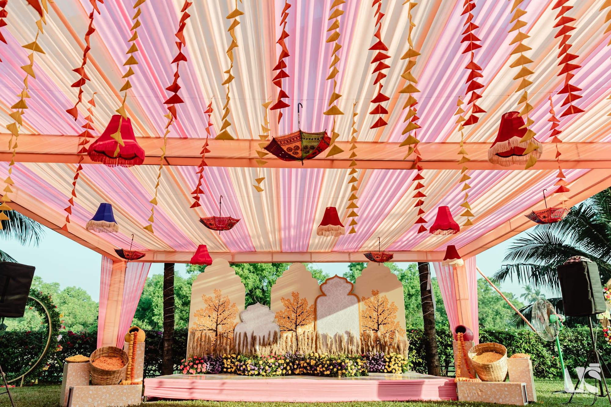 A still moment from Nishant & Karniar's day