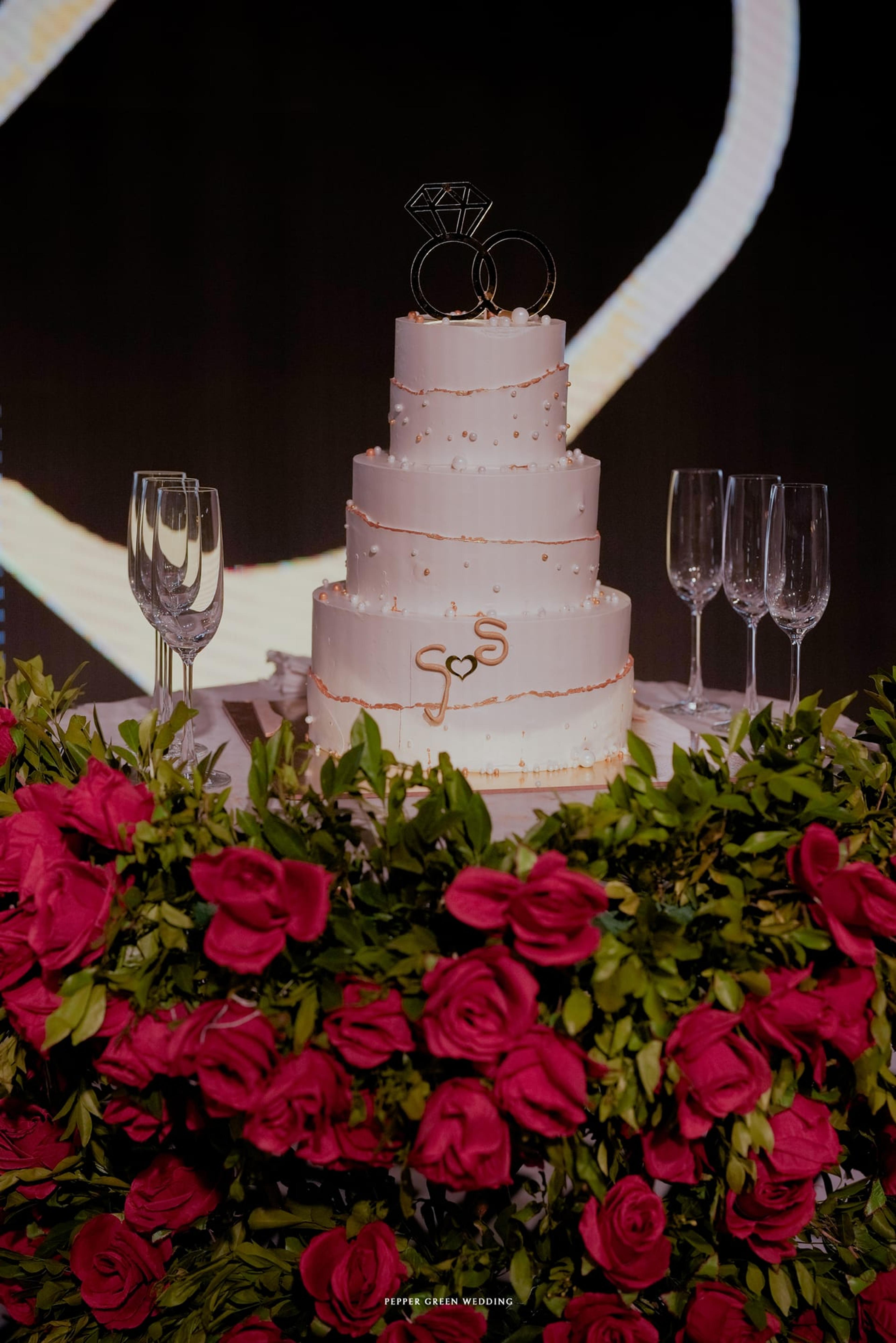 Shreyas & Saloni, moment 10