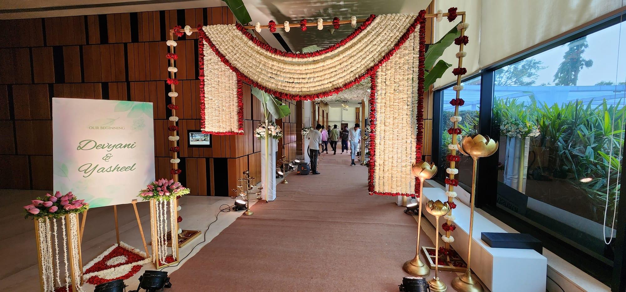 Devyani & Yasheel, moment 15