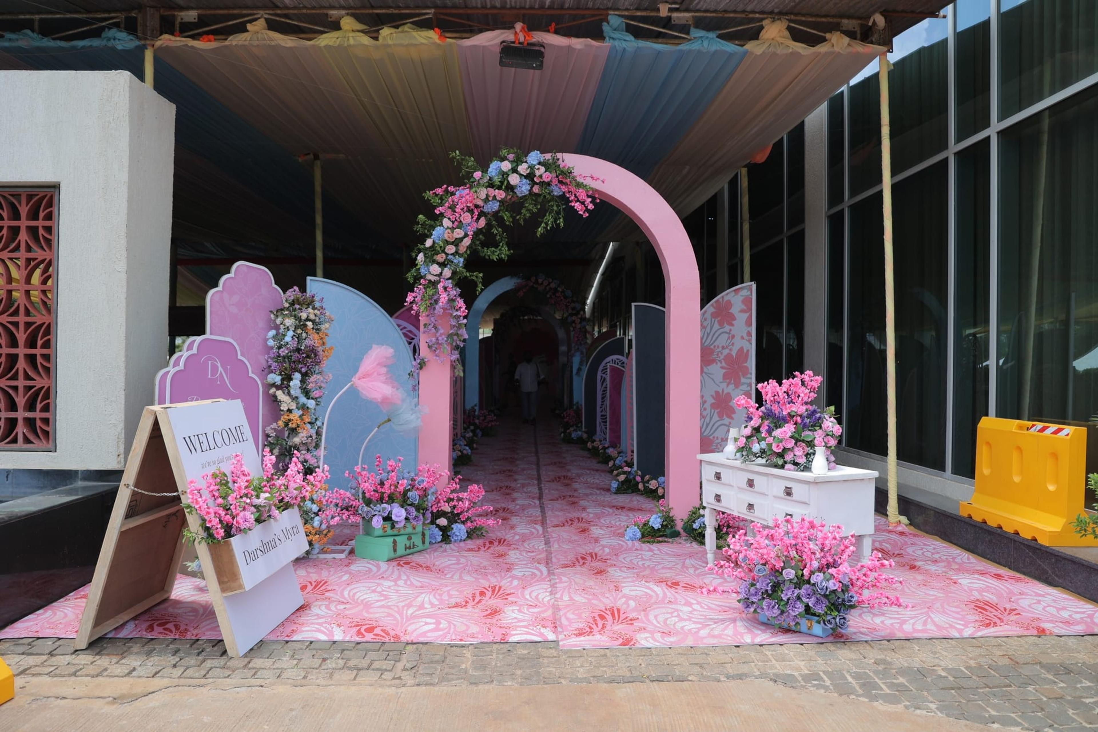 Darshna & Nitesh, moment 5