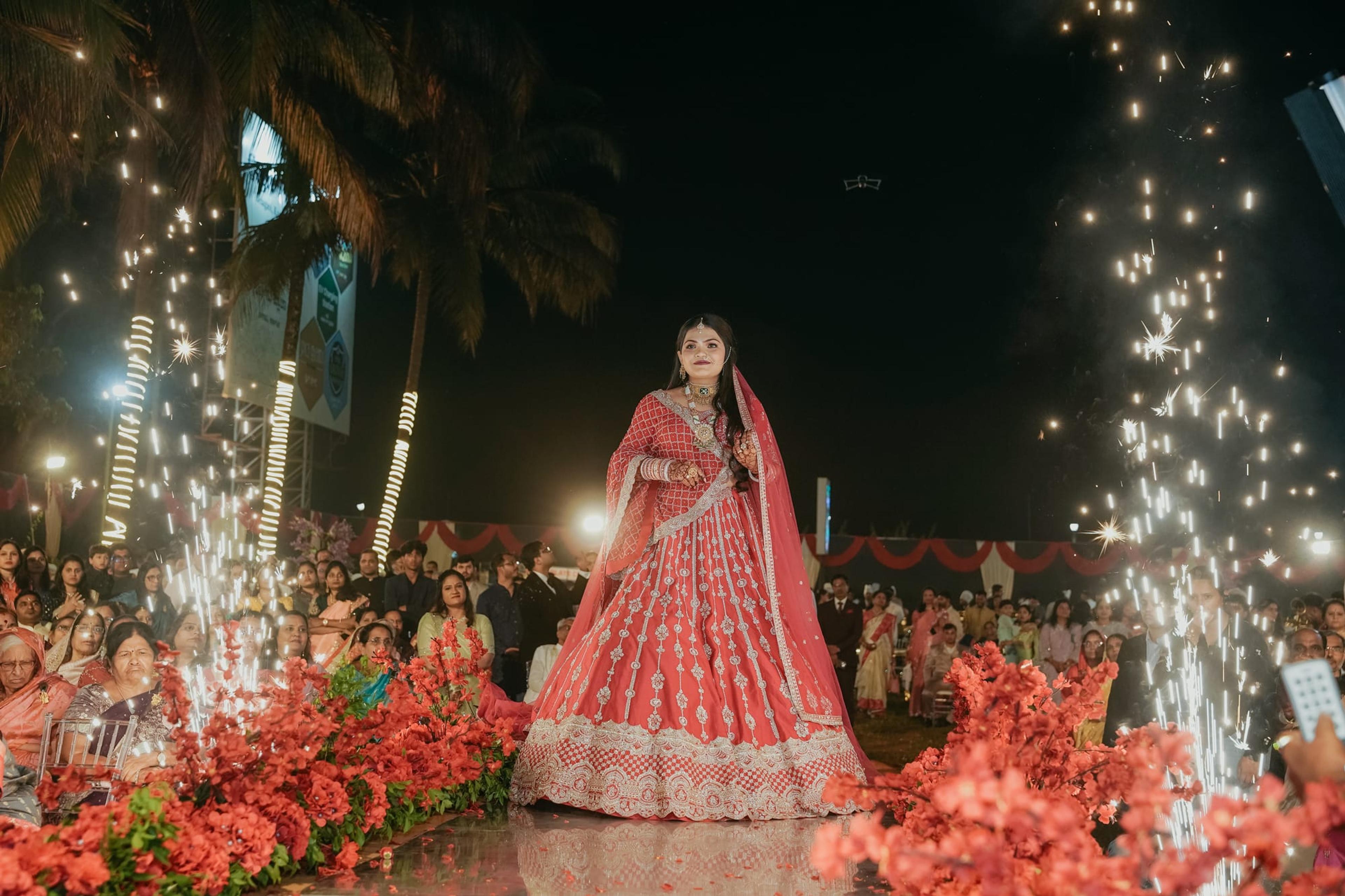 Raksha & Mithil, moment 15