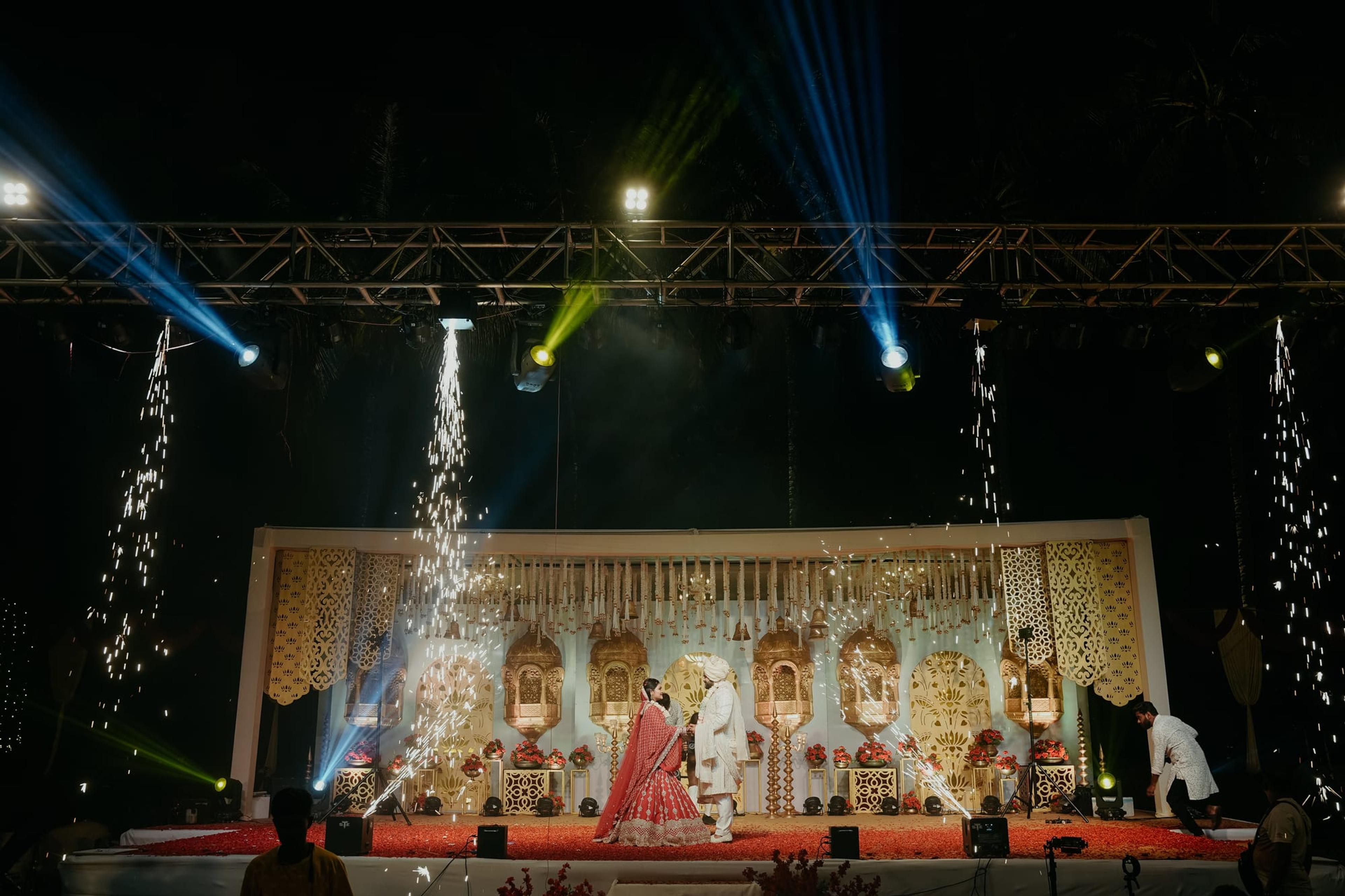 Raksha & Mithil, moment 16