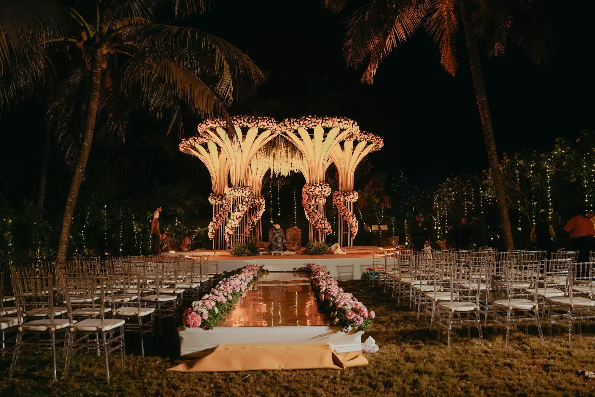 Raksha & Mithil, moment 14