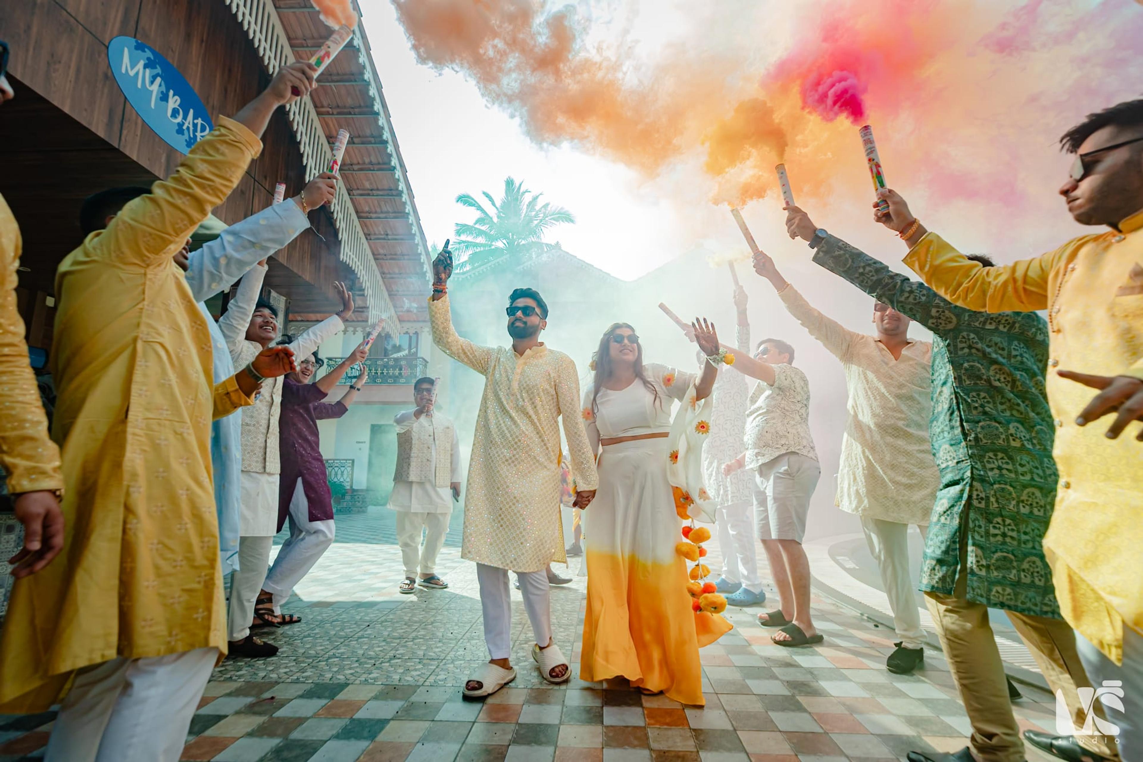 Nishant & Karniar, moment 5