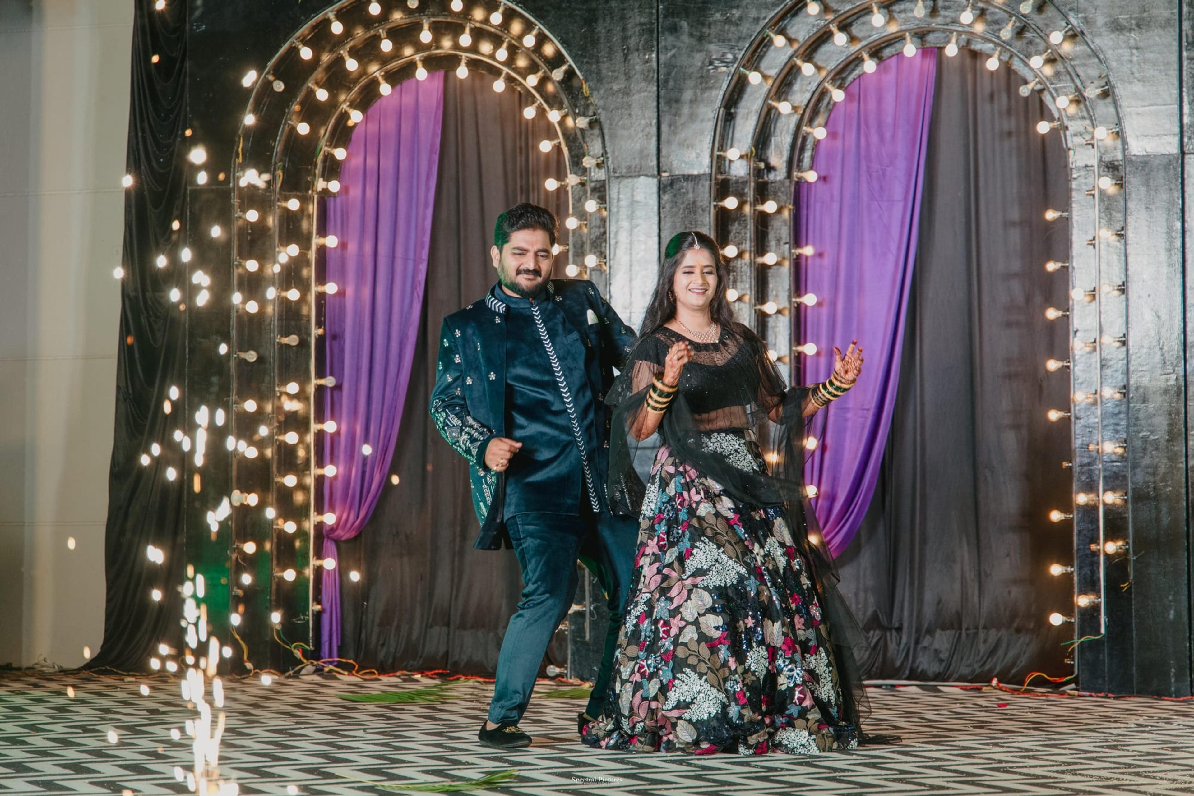 Sourabh & Kirti, moment 6