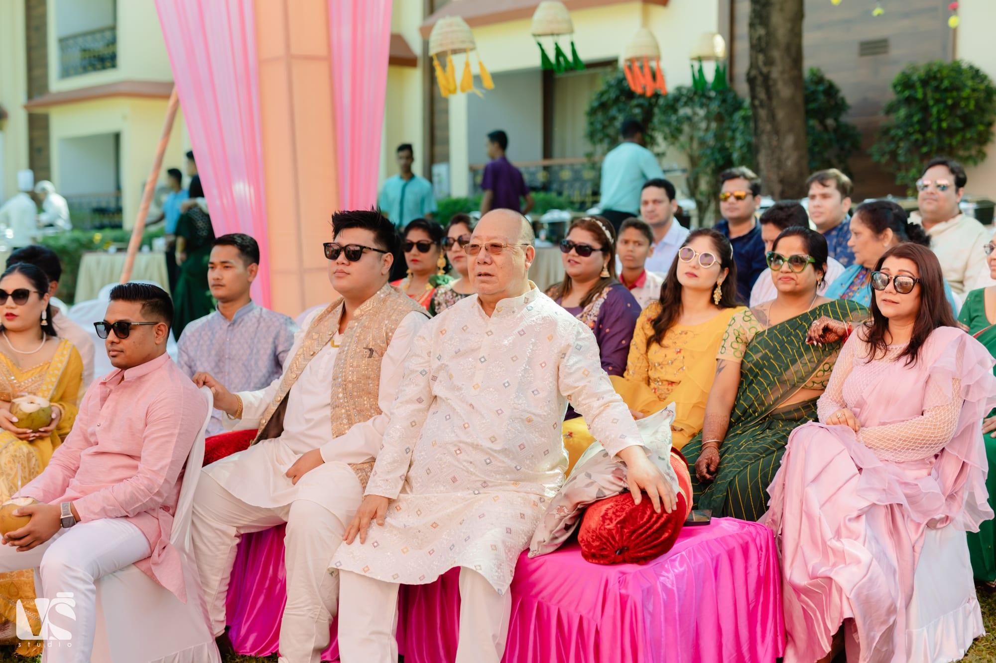 Nishant & Karniar, moment 14