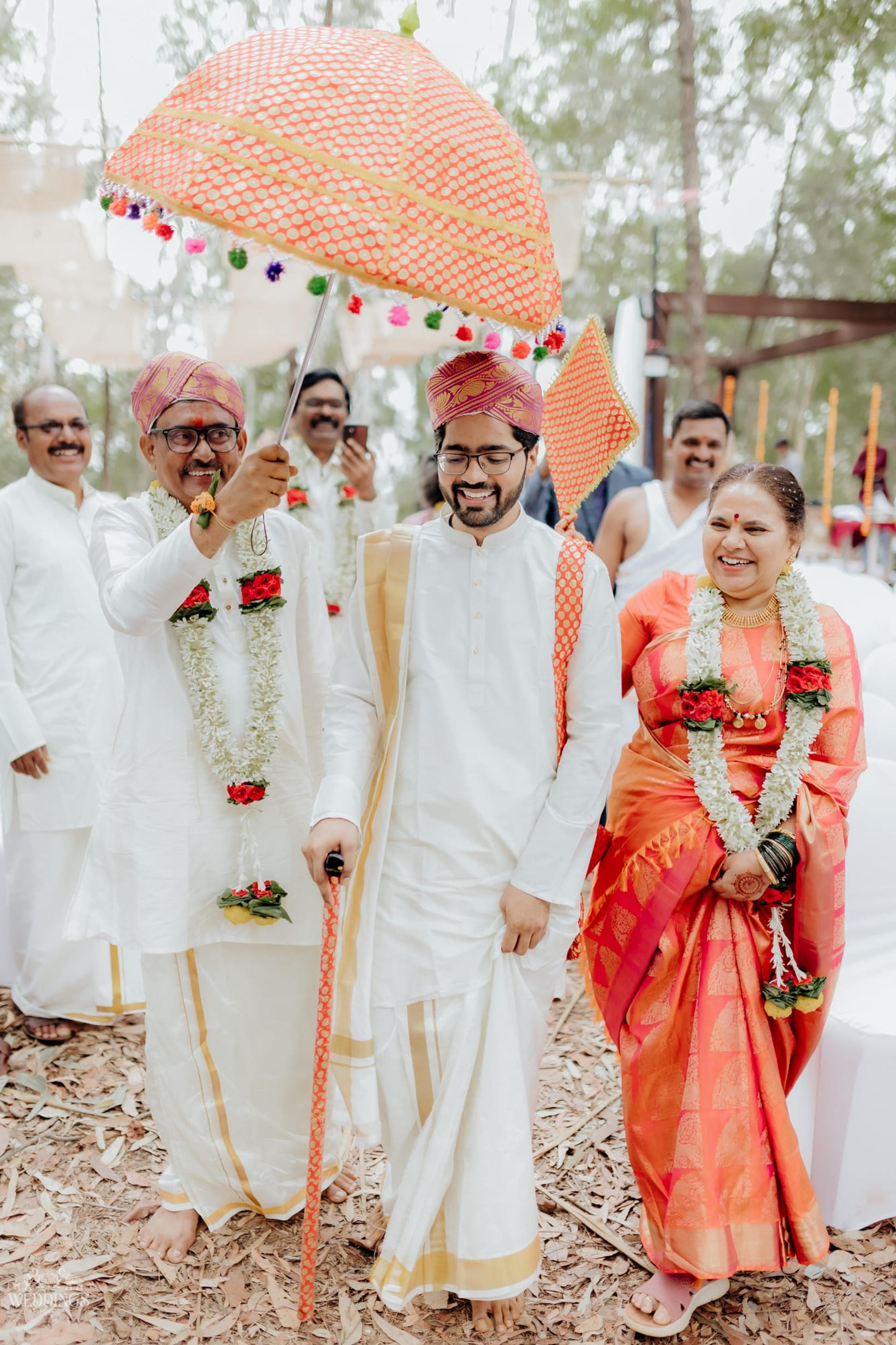 Shruti & Sameer, moment 8