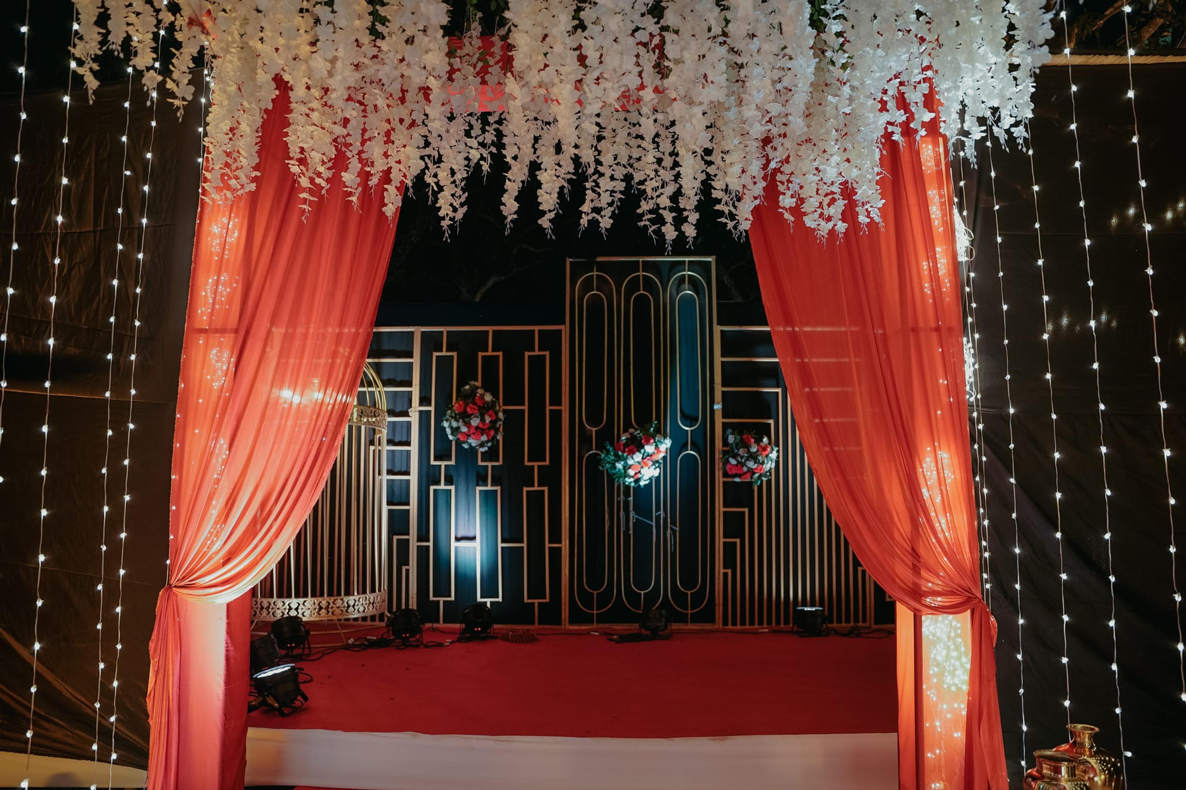 Raksha & Mithil, moment 13